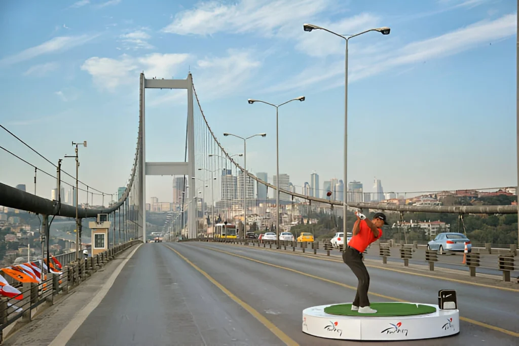 TIGER WOODS